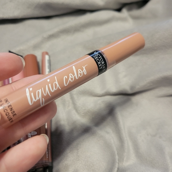 Victoria's Secret LIP Products BUNDLE,  ALL SEALED!!! - Picture 16 of 16